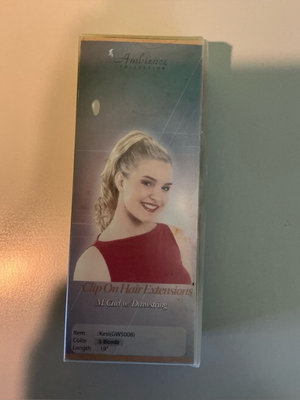 NIB Ambience Clip On Hair Extensions M. Curl w/ Drawstring 19” Blonde